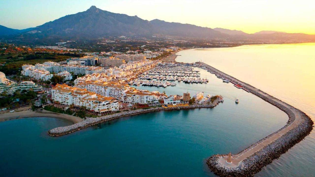& Puerto Banus Penthouse Apartamento *
